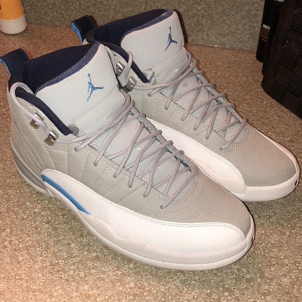 Jordan Retro 12 “University Blue”
